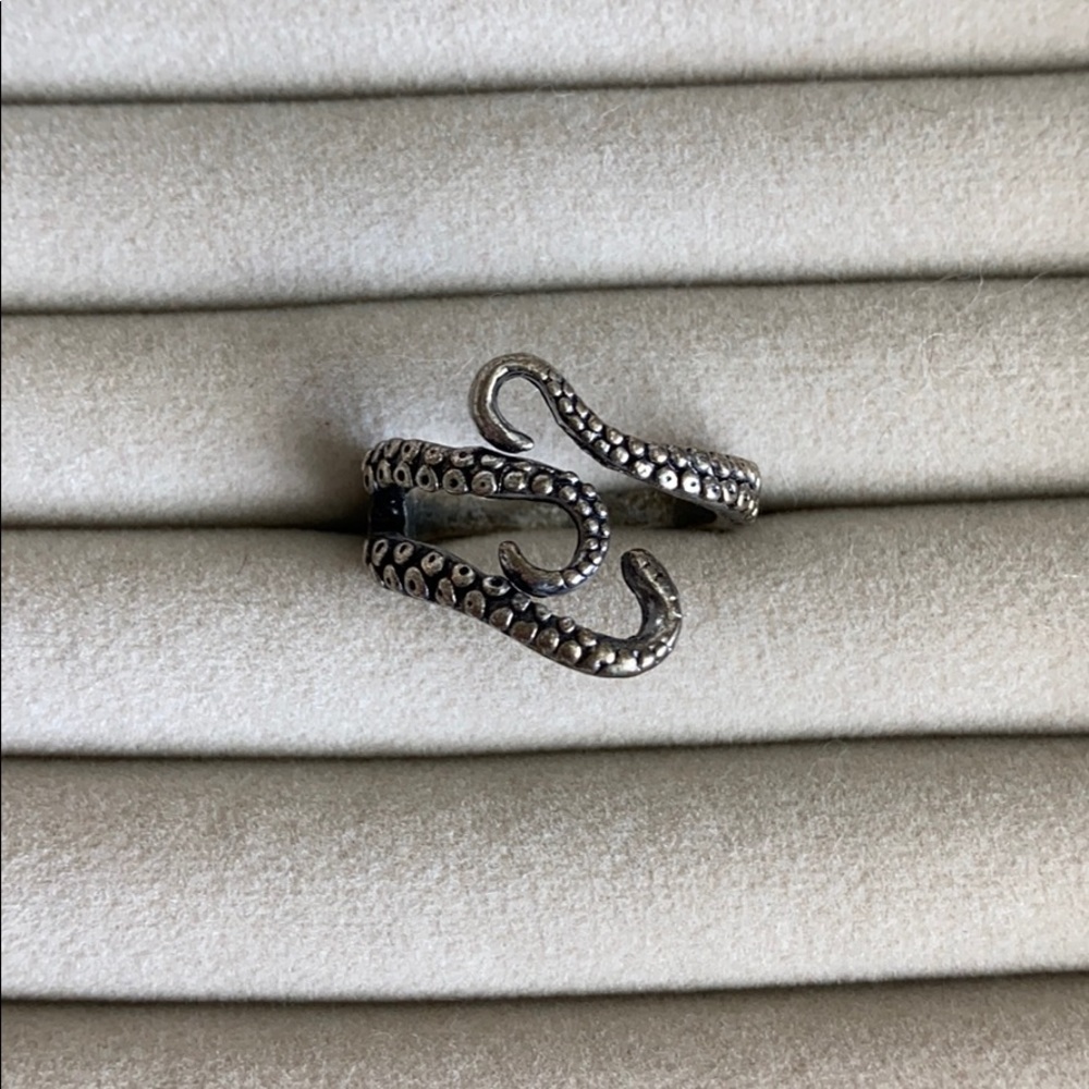 Octopus Ring - Picture 2 of 6
